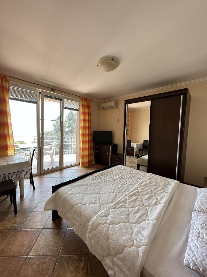 Apartment Villa Elena Bar Luaran gambar