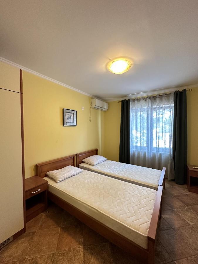 Apartment Villa Elena Bar Luaran gambar